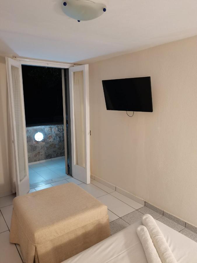 Sea Waves Apartments Nea Epidavros Dış mekan fotoğraf